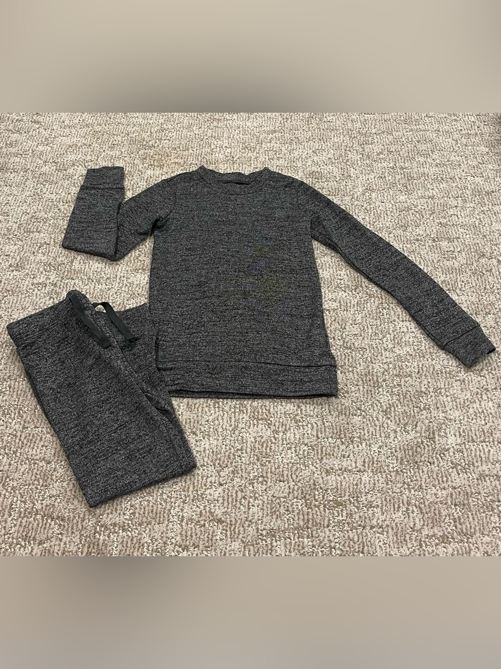 Coco Blanc Kids Lightweight Sweater/Jogger Set- Size 5